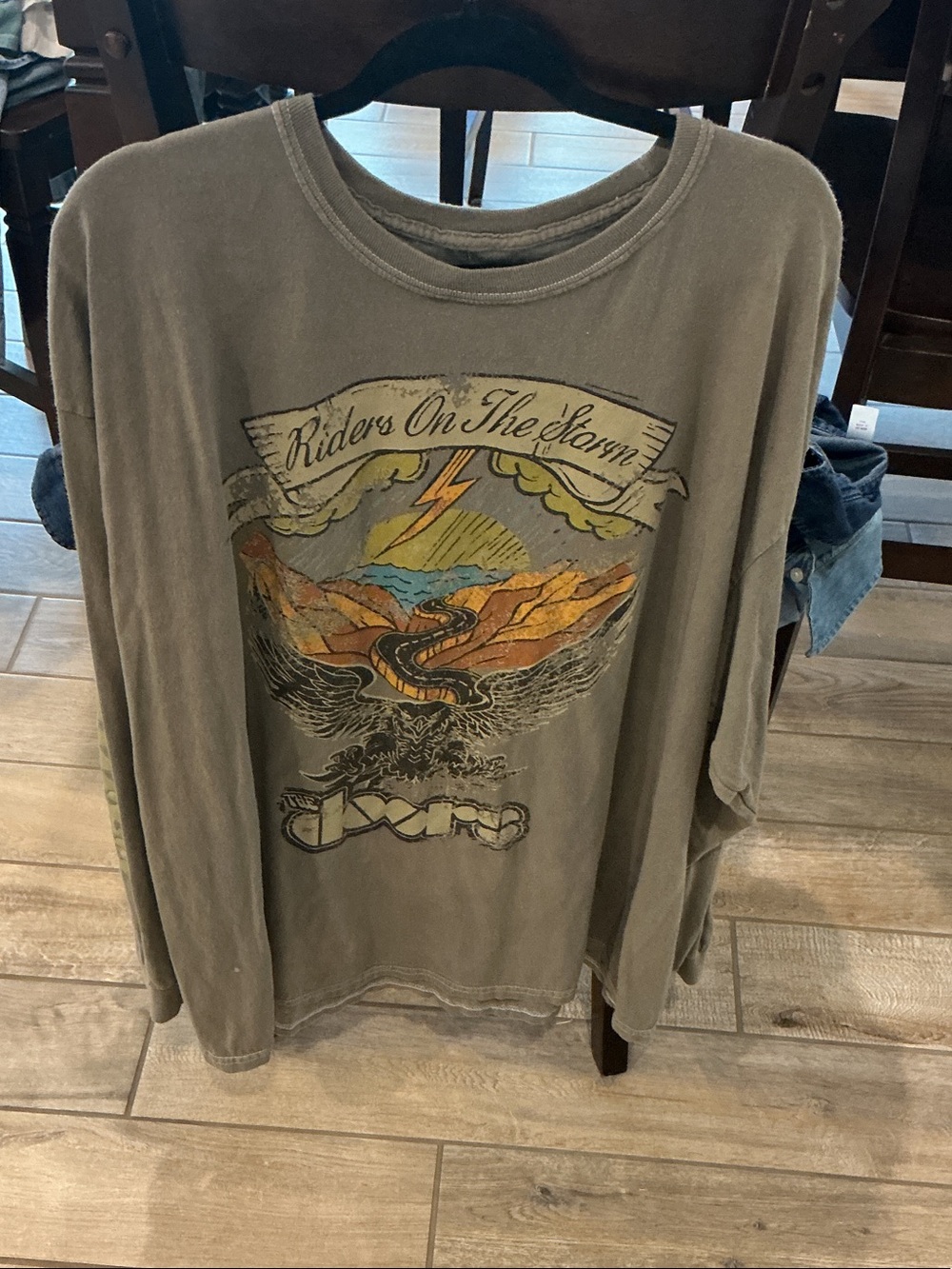Riders On The Storm Graphic Long-Sleeve Shirt - Gray